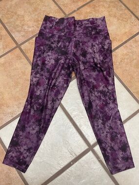 Athleta women’s Purple Tie-Dye Leggings